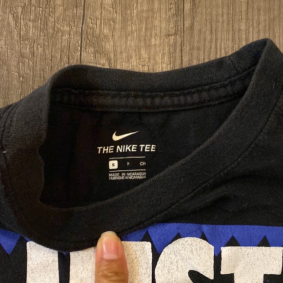🔵3/$20 NIKE| the Nike boys tee - Picture 3 of 5